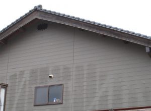 島根県松江市ルラクホーム家の外壁の汚れ